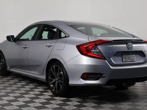 Used 2019 Honda Civic Sport image 6