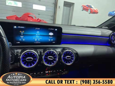 Used 2021 Mercedes-Benz CLA 250 image 25