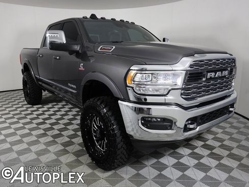 Used 2024 RAM 2500 Limited image 3