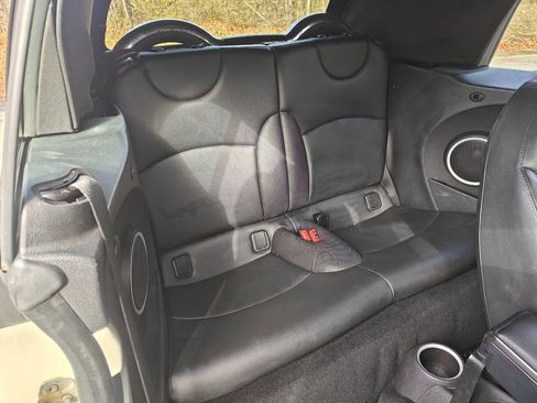 Used 2014 MINI Cooper S FWD image 16