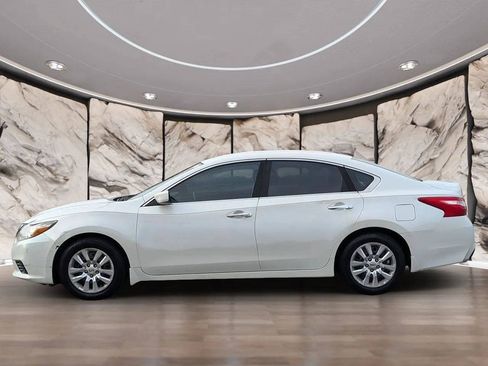 Used 2016 Nissan Altima 2.5 S FWD image 4