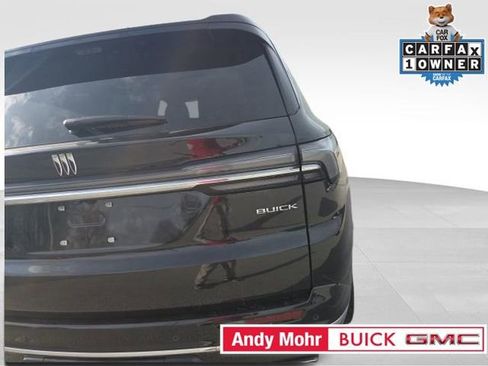 Used 2025 Buick Enclave Avenir AWD/4WD image 6