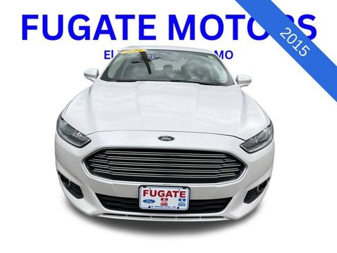 Used 2015 Ford Fusion SE w/ Equipment Group 202A FWD image 2
