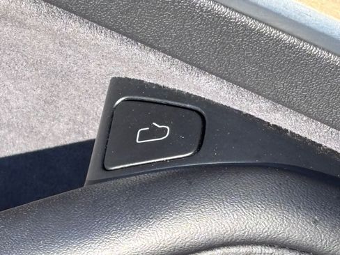 Used 2021 Tesla Model 3 Standard Range RWD image 19