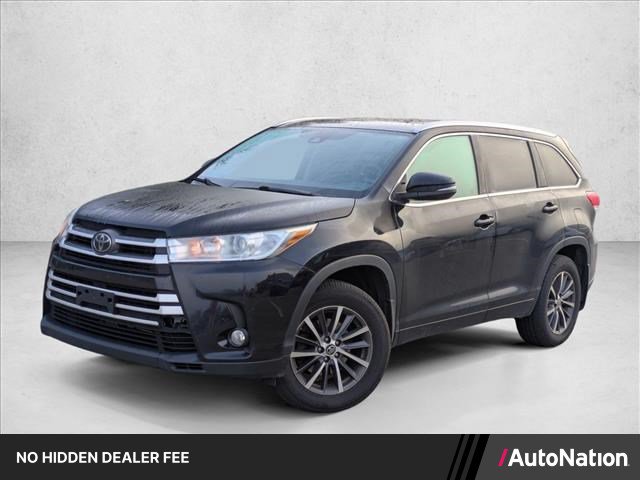 Used 2018 Toyota Highlander XLE AWD/4WD image 1