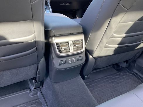 Used 2025 Subaru Legacy Limited image 27