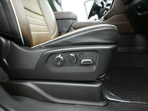 Used 2025 GMC Yukon Denali Ultimate image 62