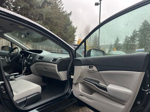 Used 2015 Honda Civic LX image 11