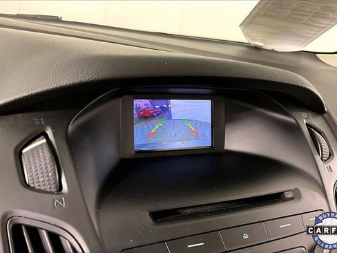 Used 2016 Ford Focus SE w/ SE Power Seat Package image 14