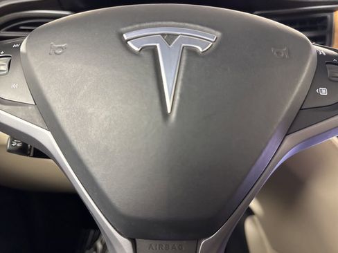 Used 2020 Tesla Model X Long Range image 35
