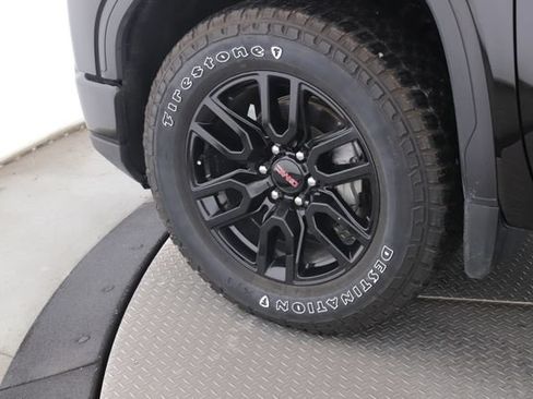 Used 2023 GMC Sierra 1500 Elevation AWD/4WD image 13