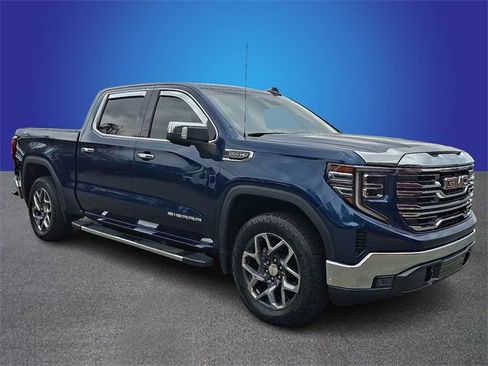 Certified 2023 GMC Sierra 1500 SLT w/ SLT Convenience Package image 3