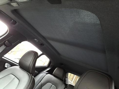 Used 2019 Volvo XC40 T5 Inscription AWD/4WD image 21