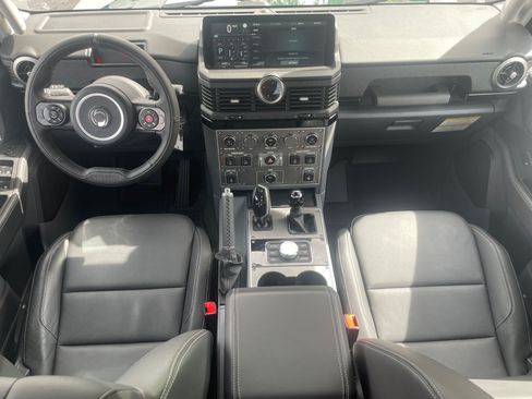 Used 2024 INEOS Grenadier Station Wagon AWD/4WD image 19
