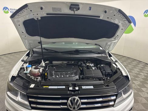 Used 2020 Volkswagen Tiguan SE w/ 3rd Row Seat Package AWD/4WD image 39