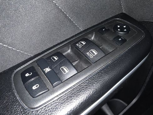 Used 2022 Dodge Charger SXT image 27