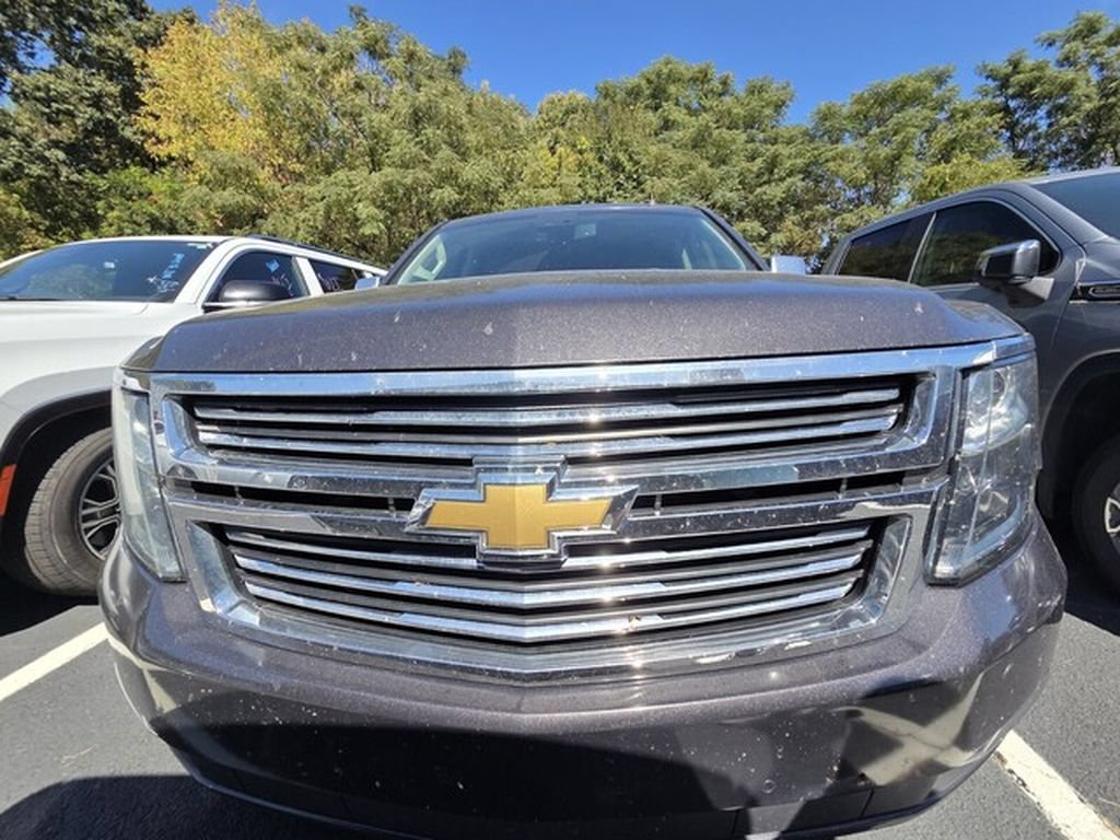 Used 2015 Chevrolet Suburban LTZ RWD image 9