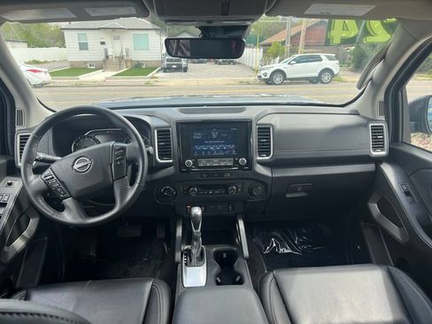 Used 2024 Nissan Frontier SL w/ Technology Package AWD/4WD image 6
