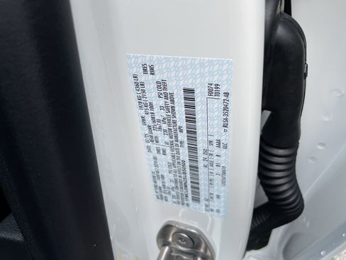 New 2025 Ford Escape ST-Line image 24