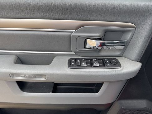 Used 2015 RAM 1500 Big Horn w/ Remote Start & Security Group image 10