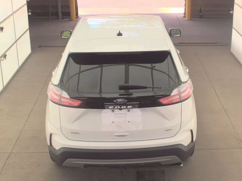 Used 2022 Ford Edge SEL AWD/4WD image 6