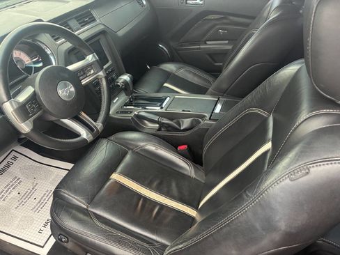 Used 2011 Ford Mustang GT Premium w/ Electronics Pkg image 9