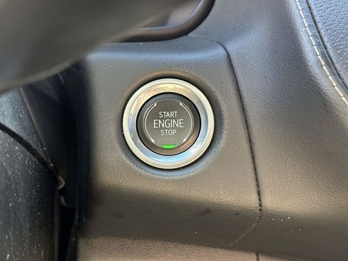 Used 2024 Chevrolet Tahoe Premier RWD image 16