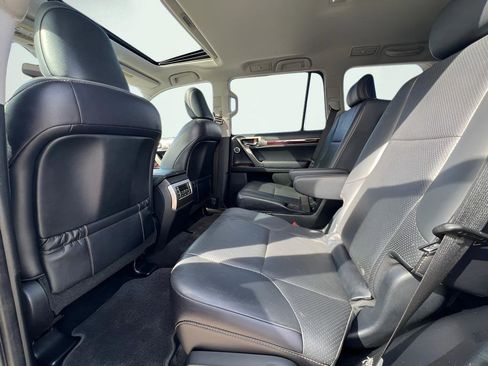 Used 2017 Lexus GX 460 Luxury AWD/4WD image 17