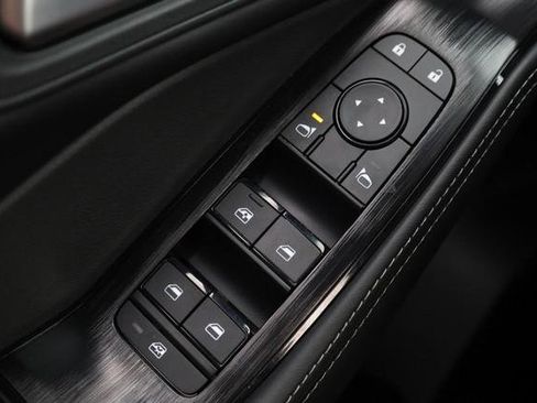 New 2026 Nissan Rogue SV AWD/4WD image 19