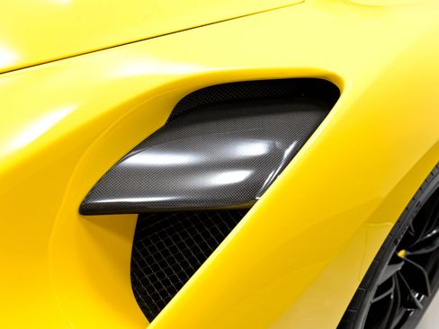 Used 2017 Ferrari 488 Spider RWD image 55