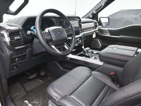 New 2025 Ford F150 Platinum w/ Equipment Group 702A High image 19