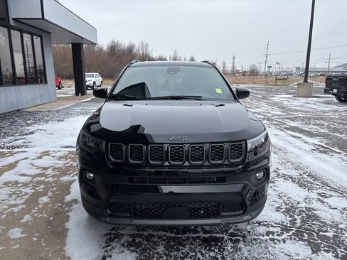 New 2026 Jeep Compass Latitude image 8