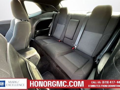 Used 2018 Dodge Challenger SXT w/ Blacktop Package image 22