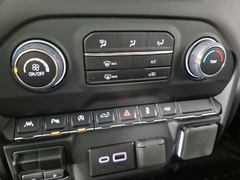 New 2025 Chevrolet Silverado 1500 W/T w/ WT Value Package image 22