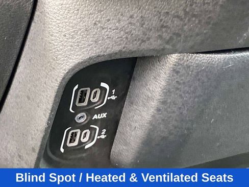Used 2023 RAM 1500 Laramie AWD/4WD image 18