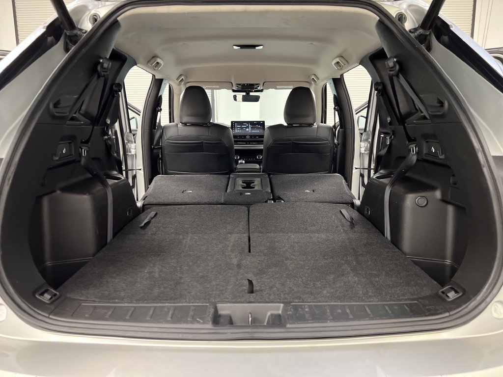 Used 2025 Mitsubishi Outlander SE FWD image 41