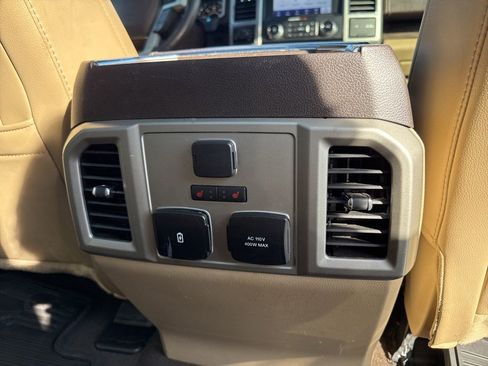 Used 2019 Ford F150 Lariat w/ Equipment Group 502A Luxury image 12