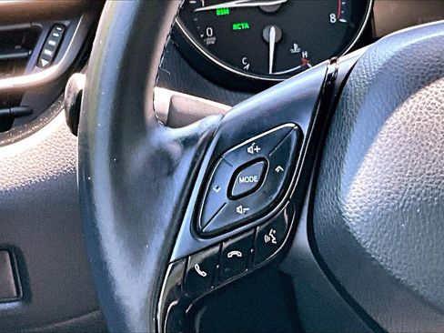 Used 2019 Toyota C-HR Limited FWD image 20