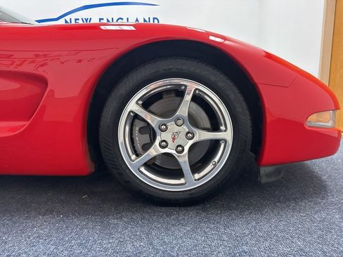 Used 2003 Chevrolet Corvette Coupe RWD image 27