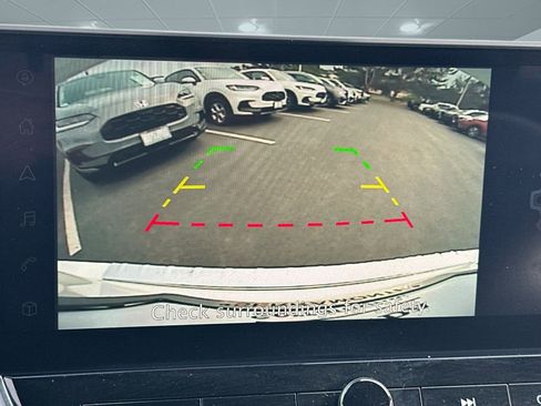 Used 2023 Nissan Altima 2.5 SR w/ SR Premium Package image 26