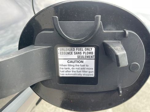 Used 2026 Subaru Crosstrek 2.0i Premium image 17