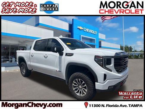 Used 2022 GMC Sierra 1500 AT4 w/ AT4 Premium Package AWD/4WD image 1