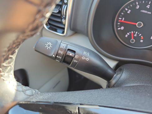 Used 2022 Kia Sportage EX w/ EX Technology Package image 31