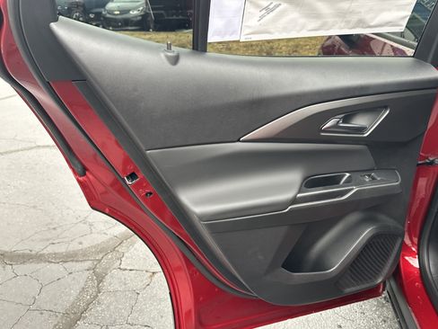 New 2026 Chevrolet Equinox EV LT image 21