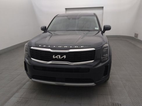 Used 2022 Kia Telluride LX FWD image 15
