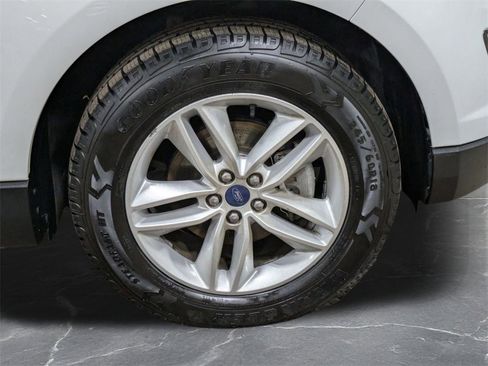 Used 2018 Ford Edge SEL w/ Equipment Group 201A image 30