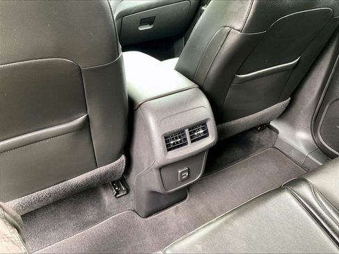 Used 2020 Chevrolet Equinox LT w/ Midnight Edition AWD/4WD image 28