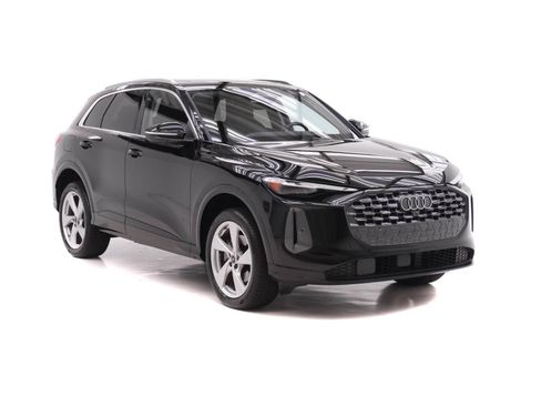 Certified 2025 Audi Q5 Premium Plus w/ Premium Plus AWD/4WD image 2