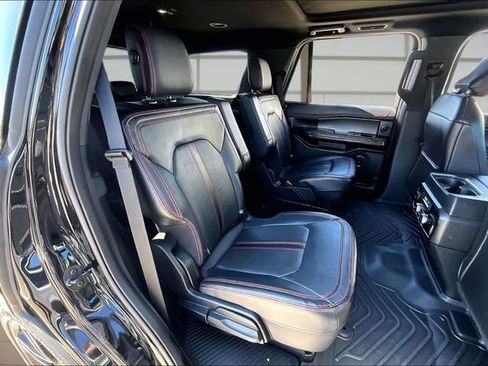 Used 2020 Ford Expedition Limited w/ Equipment Group 303A AWD/4WD image 27