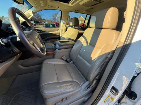 Used 2016 Chevrolet Suburban LTZ image 10